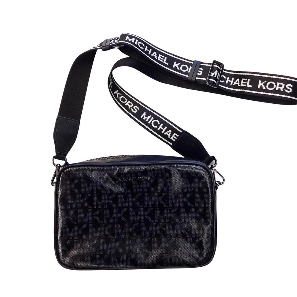 Michael kors crossbody black